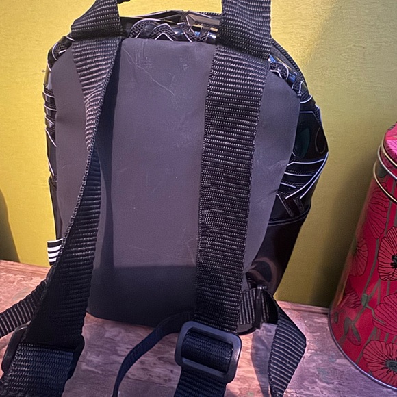 Adidas Black Geometric Backpack - Picture 5 of 8